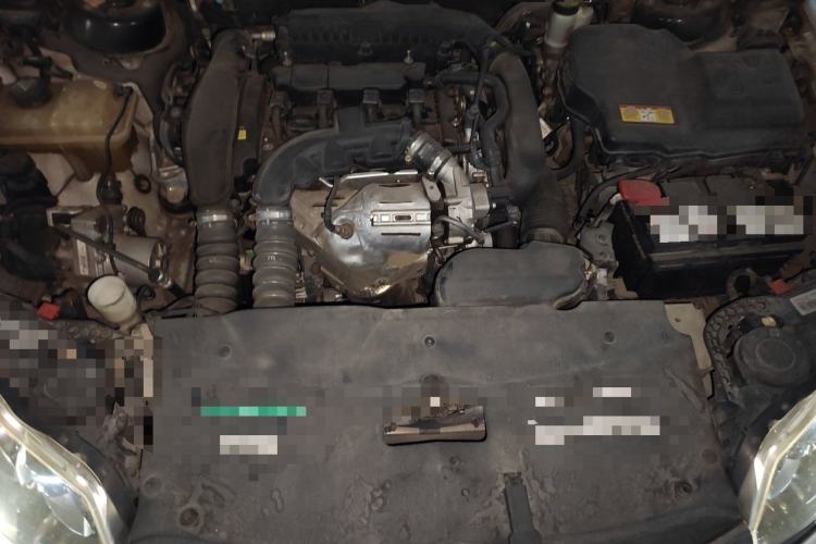 Used Citroen C5 2014 1.6T Automatic Prestige Model Engine Bay