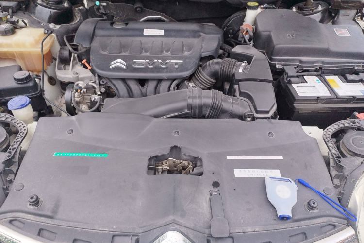 Used Citroen C5 2014 2.0L Automatic Luxury Edition Engine Bay