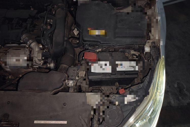 Used Citroen C5 2014 1.6T Automatic Prestige Model Engine Bay Left