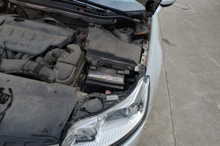 Used Citroen C5 2014 2.0L Automatic Zunyue Model Engine Bay Left
