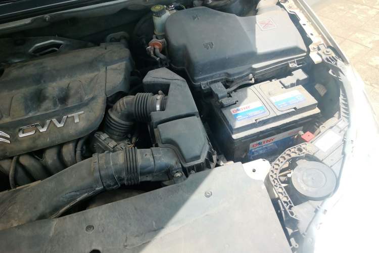 Used Citroen C5 2014 2.0L Automatic Luxury Edition Engine Bay Left