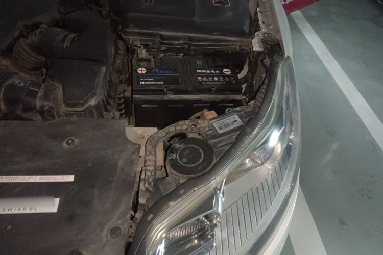 Used Citroen C5 2014 2.0L Automatic Luxury Edition Engine Bay Left
