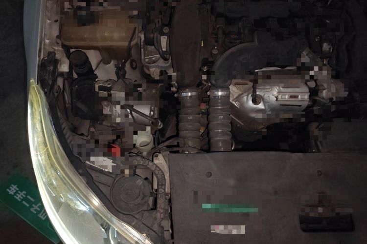 Used Citroen C5 2014 1.6T Automatic Prestige Model Engine Bay Right