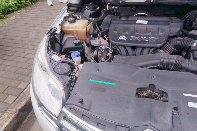 Used Citroen C5 2014 2.0L Automatic Luxury Edition Engine Bay Right
