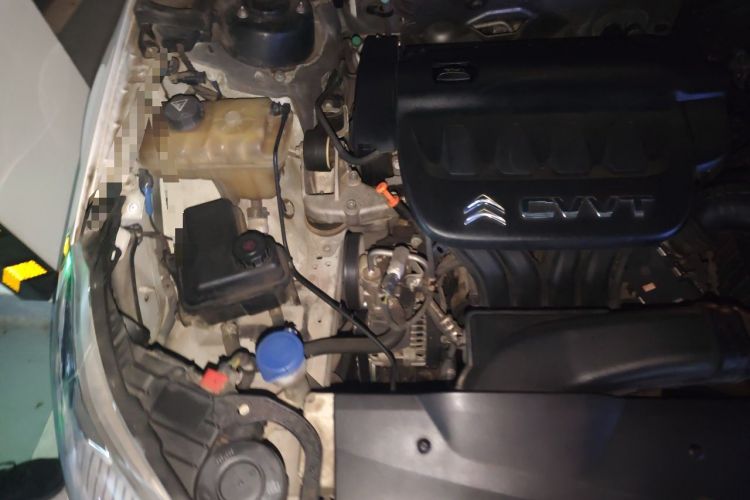 Used Citroen C5 2014 2.0L Automatic Luxury Edition Engine Bay Right
