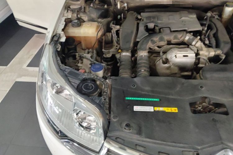 Used Citroen C5 2014 1.6T Automatic Luxury Model Engine Bay Right