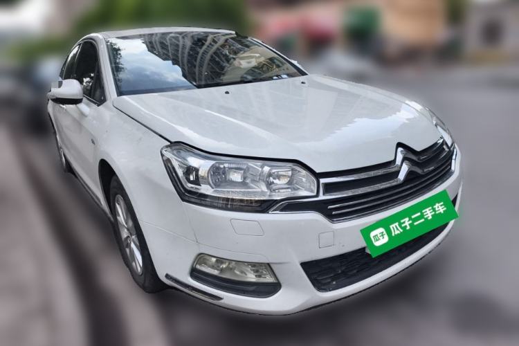 Used Citroen C5 2014 1.6T Automatic Luxury Model Front Right 45 Deg
