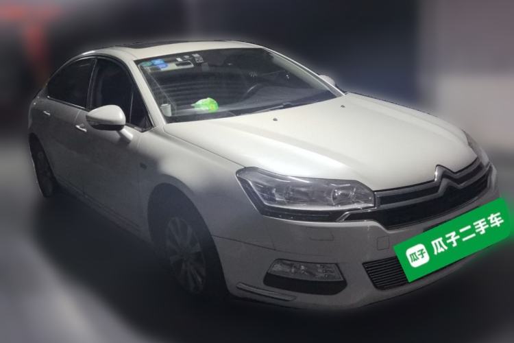 Used Citroen C5 2014 1.6T Automatic Luxury Model Front Right 45 Deg