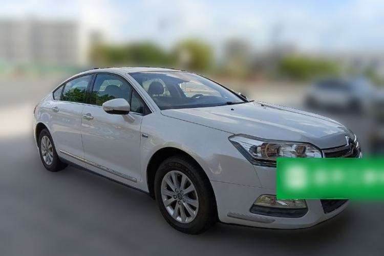 Used Citroen C5 2014 1.6T Automatic Luxury Model Front Right 45 Deg
