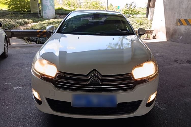 Used Citroen C5 2014 1.6T Automatic Luxury Model Front