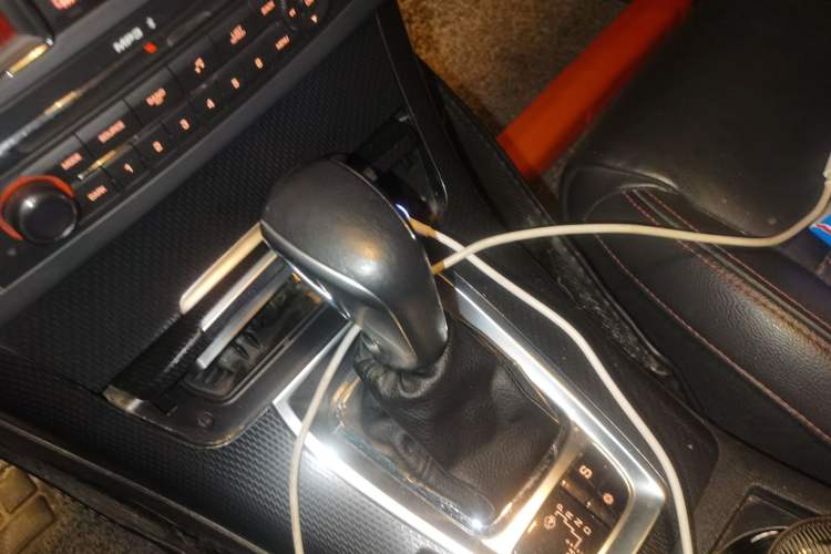 Used Citroen C5 2014 1.6T Automatic Luxury Model Gear Lever