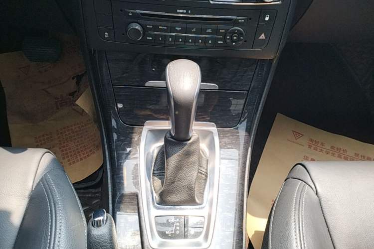 Used Citroen C5 2014 2.0L Automatic Luxury Edition Gear Lever