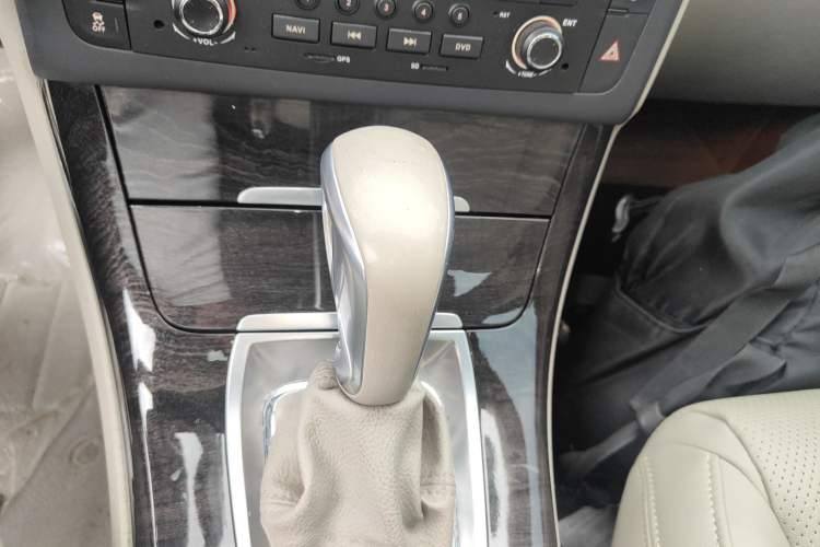 Used Citroen C5 2014 2.0L Automatic Zunyue Model Gear Lever