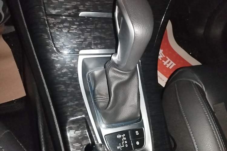 Used Citroen C5 2014 2.0L Automatic Luxury Edition Gear Lever