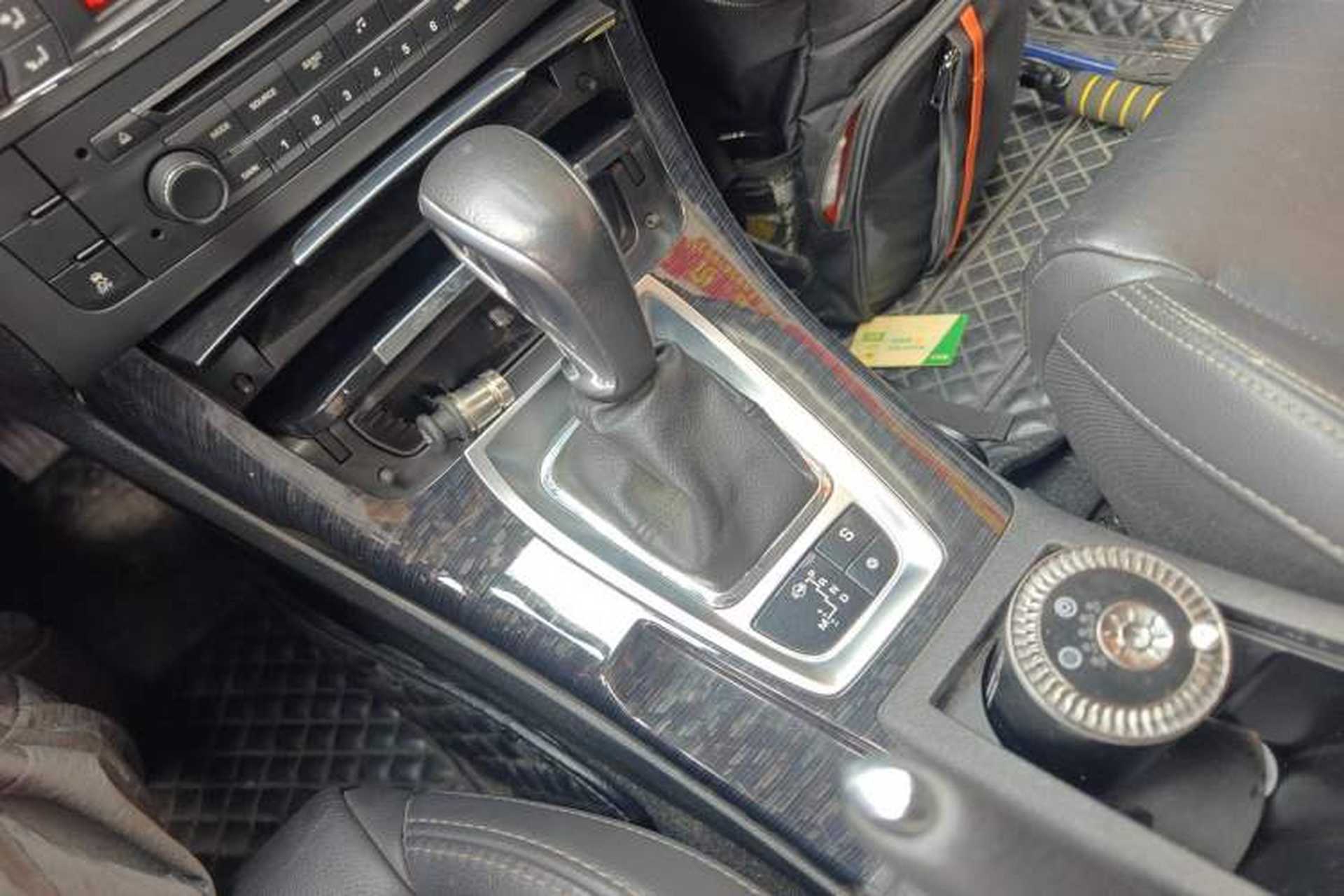 Used Citroen C5 2014 2.0L Automatic Luxury Edition Gear Lever