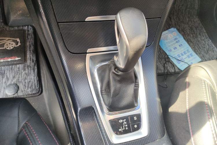 Used Citroen C5 2014 1.6T Automatic Luxury Model Gear Lever