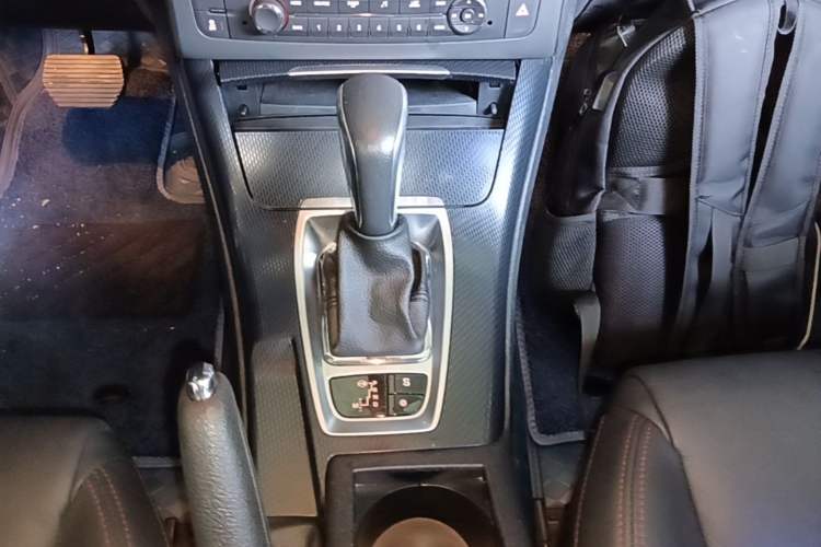 Used Citroen C5 2014 1.6T Automatic Luxury Model Gear Lever