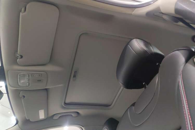 Used Citroen C5 2014 1.6T Automatic Luxury Model Headliner
