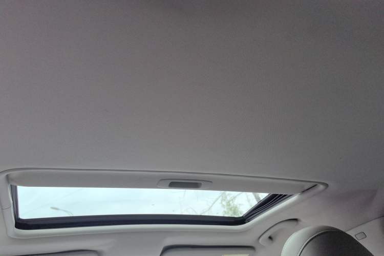 Used Citroen C5 2014 2.0L Automatic Zunyue Model Headliner