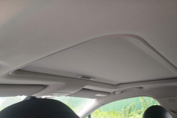 Used Citroen C5 2014 2.0L Automatic Luxury Edition Headliner