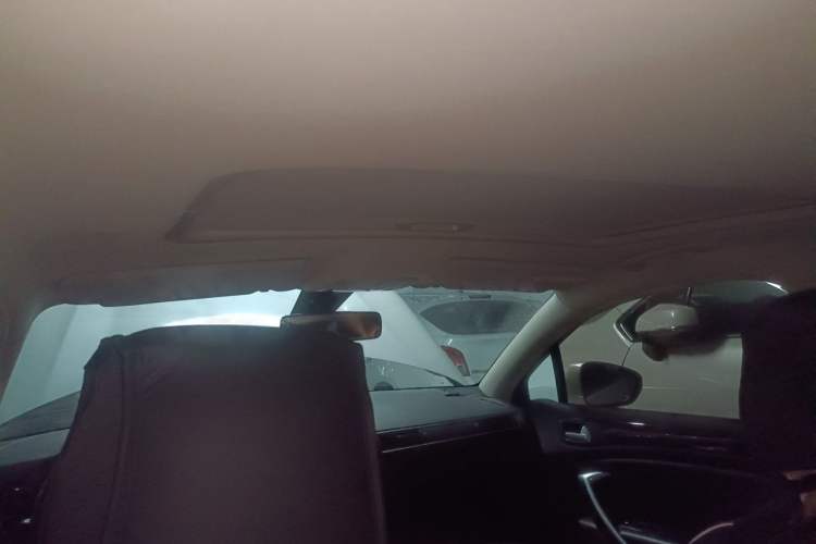 Used Citroen C5 2014 2.0L Automatic Luxury Edition Headliner