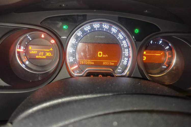 Used Citroen C5 2014 1.6T Automatic Luxury Model Instrument Cluster