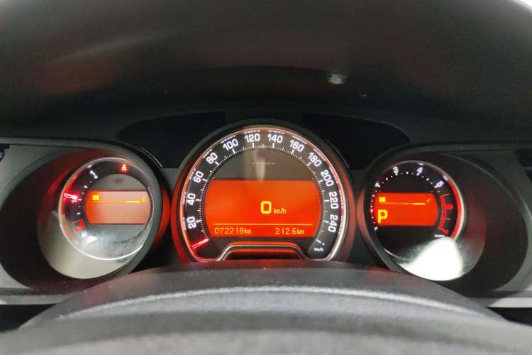 Used Citroen C5 2014 1.6T Automatic Luxury Model Instrument Cluster