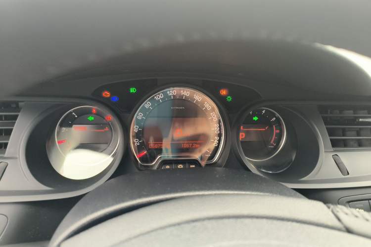 Used Citroen C5 2014 1.6T Automatic Luxury Model Instrument Cluster