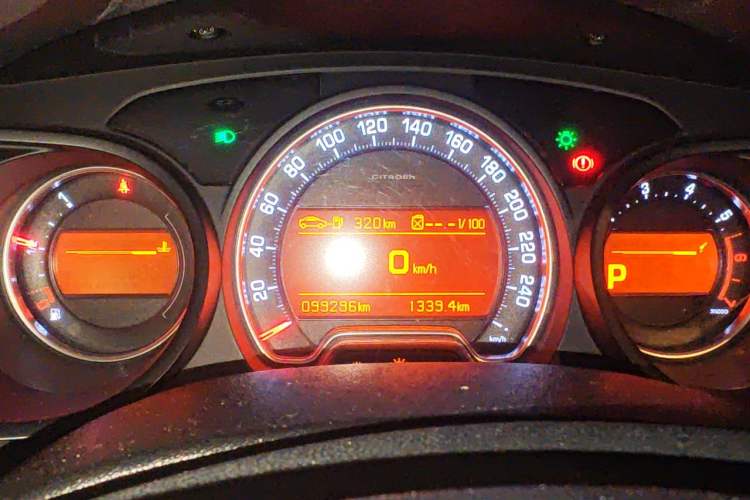 Used Citroen C5 2014 2.0L Automatic Luxury Edition Instrument Cluster
