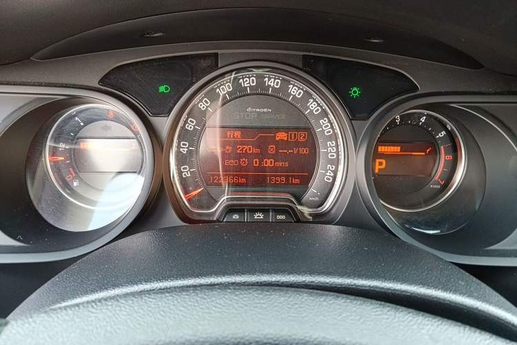 Used Citroen C5 2014 1.6T Automatic Luxury Model Instrument Cluster