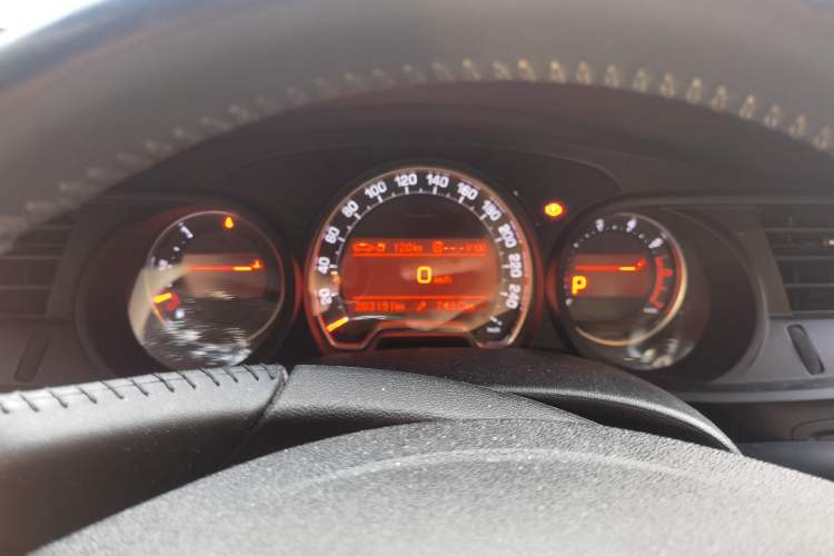 Used Citroen C5 2014 2.3L Automatic Prestige Edition Instrument Cluster
