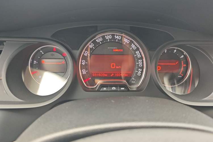 Used Citroen C5 2014 1.6T Automatic Luxury Model Instrument Cluster