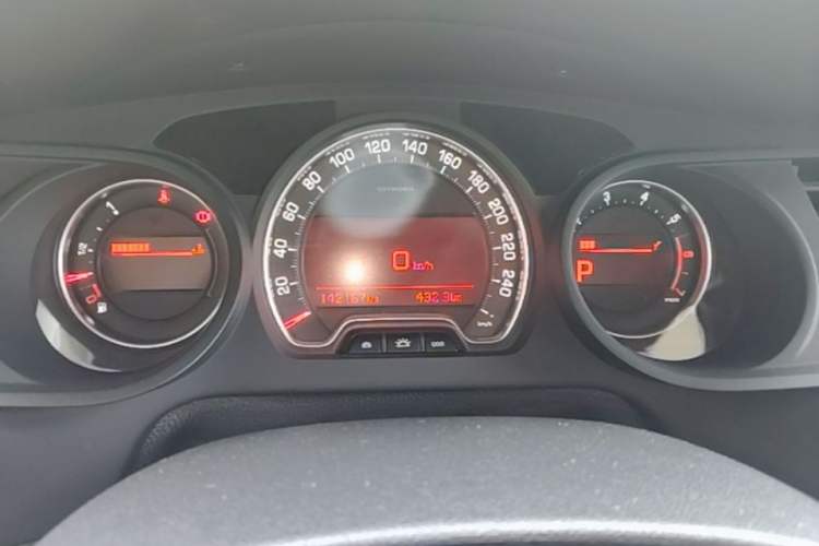 Used Citroen C5 2014 1.6T Automatic Prestige Model Instrument Cluster