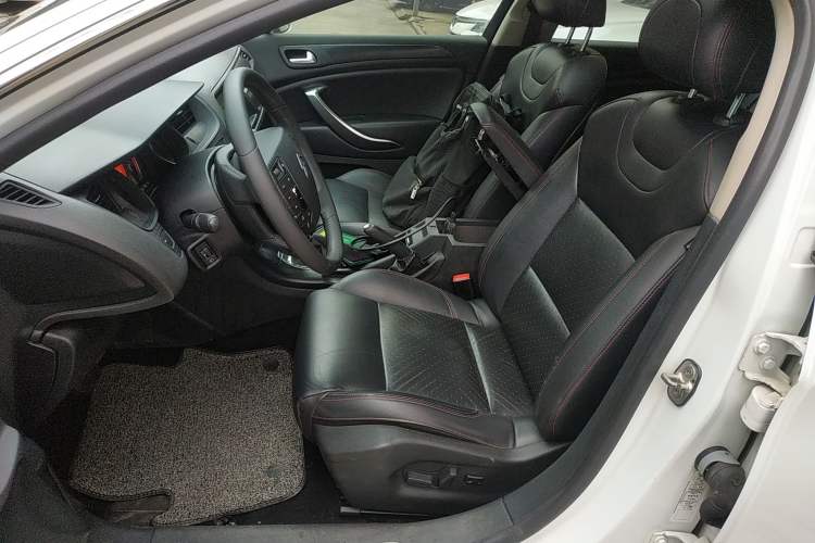 Used Citroen C5 2014 1.6T Automatic Luxury Model Left Front Seat