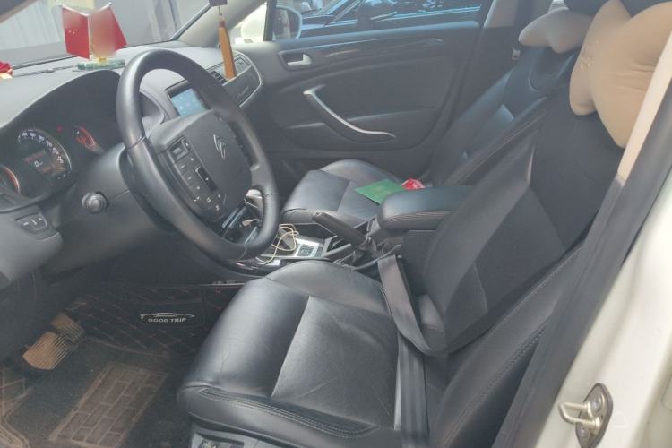 Used Citroen C5 2014 2.3L Automatic Luxury Version Left Front Seat