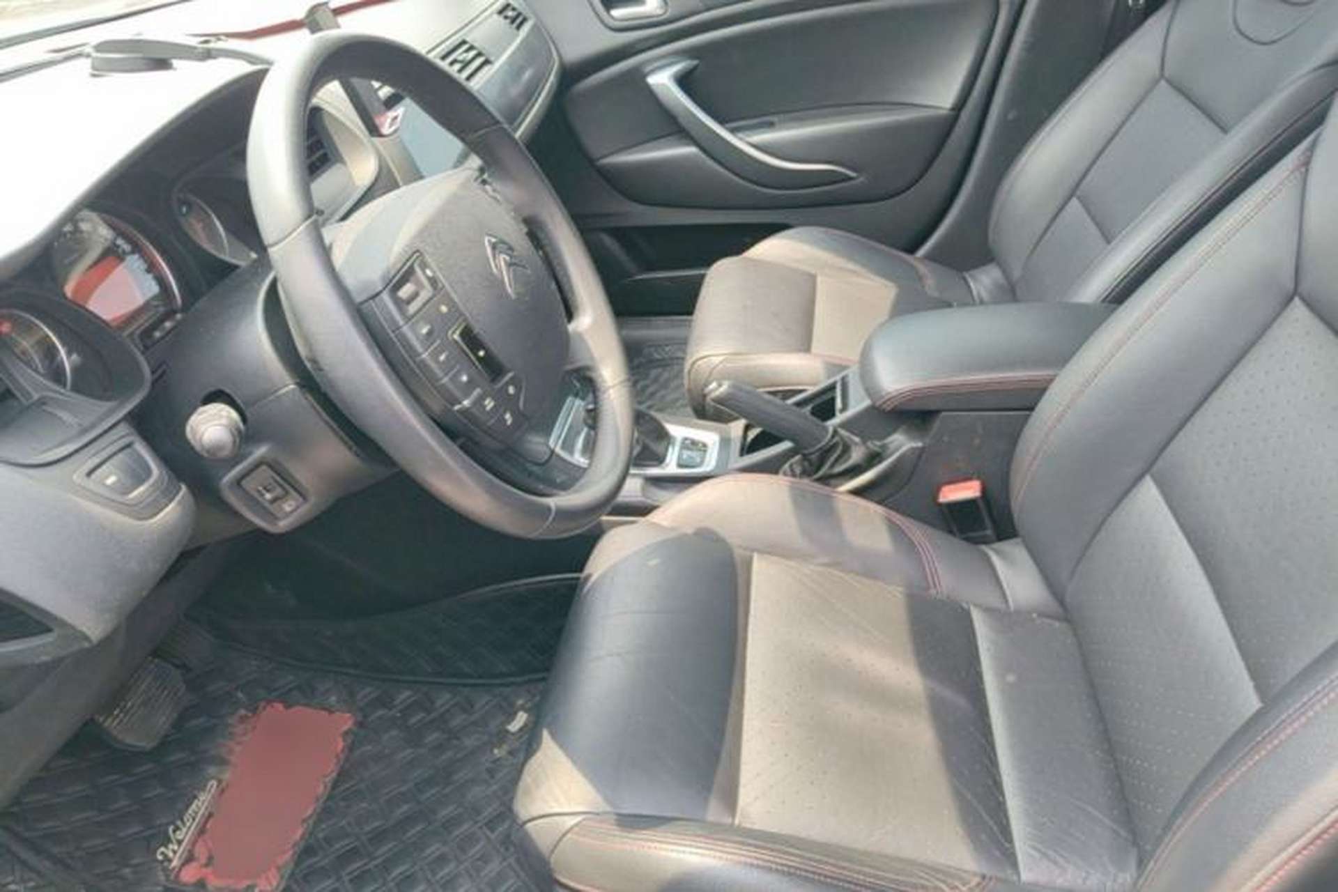 Used Citroen C5 2014 1.6T Automatic Luxury Model Left Front Seat