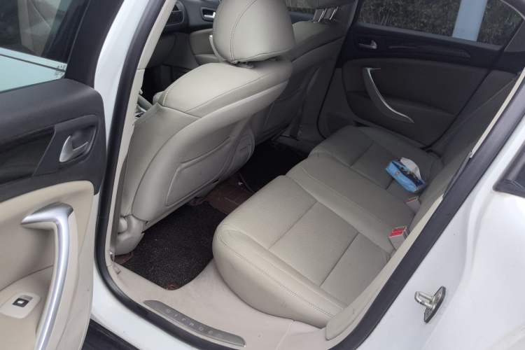 Used Citroen C5 2014 2.0L Automatic Zunyue Model Left Rear Seat