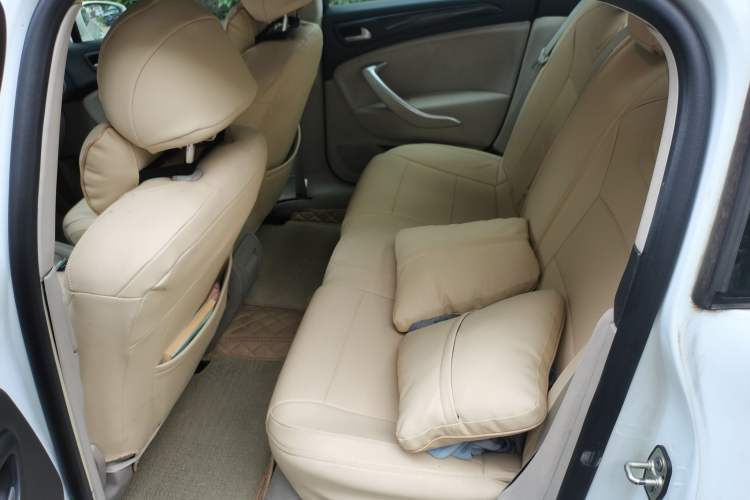 Used Citroen C5 2014 2.0L Automatic Zunyue Model Left Rear Seat