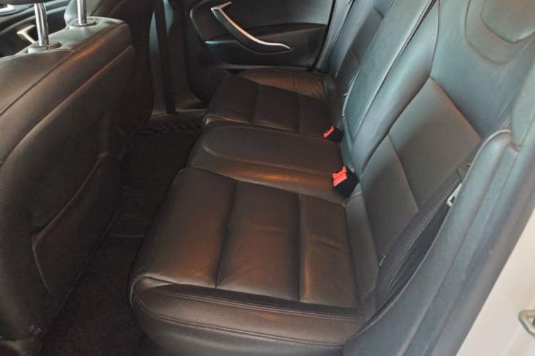 Used Citroen C5 2014 2.0L Automatic Luxury Edition Left Rear Seat
