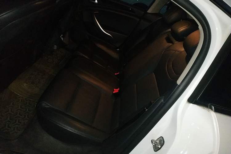 Used Citroen C5 2014 2.0L Automatic Luxury Edition Left Rear Seat