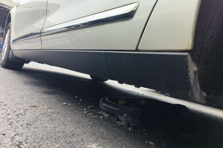 Used Citroen C5 2014 1.6T Automatic Luxury Model Left Side Sill