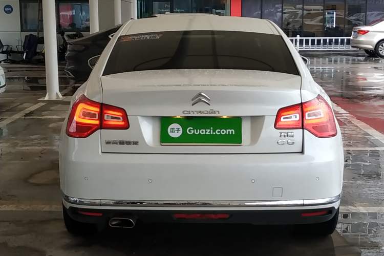 Used Citroen C5 2014 1.6T Automatic Luxury Model Rear