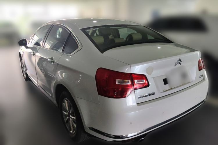 Used Citroen C5 2014 1.6T Automatic Luxury Model Rear Left 45 Deg
