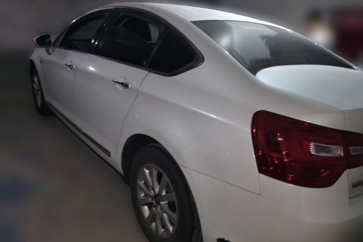 Used Citroen C5 2014 1.6T Automatic Luxury Model Rear Left 45 Deg
