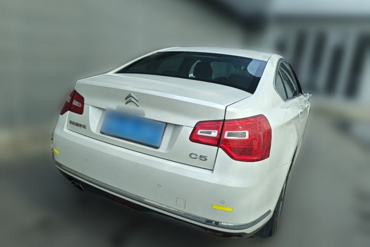 Used Citroen C5 2014 1.6T Automatic Luxury Model Rear Right 45 Deg