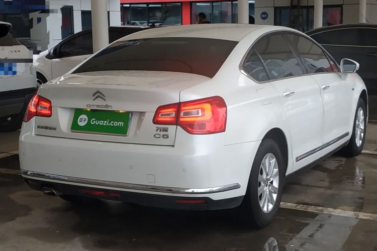 Used Citroen C5 2014 1.6T Automatic Luxury Model Rear Right 45 Deg