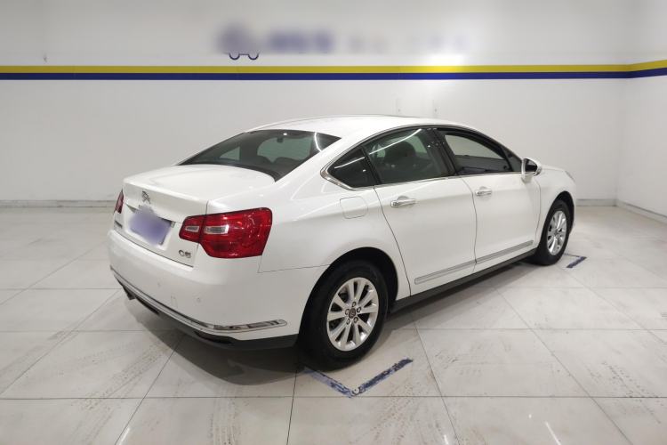 Used Citroen C5 2014 1.6T Automatic Luxury Model Rear Right 45 Deg