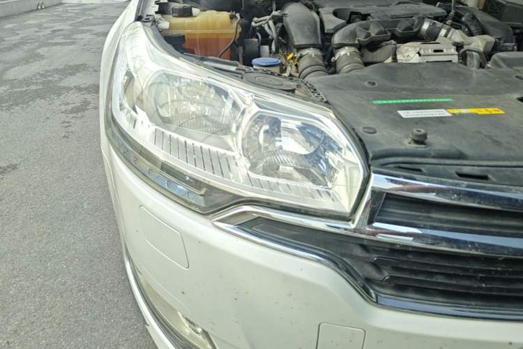 Used Citroen C5 2014 1.6T Automatic Luxury Model Right Front Headlight