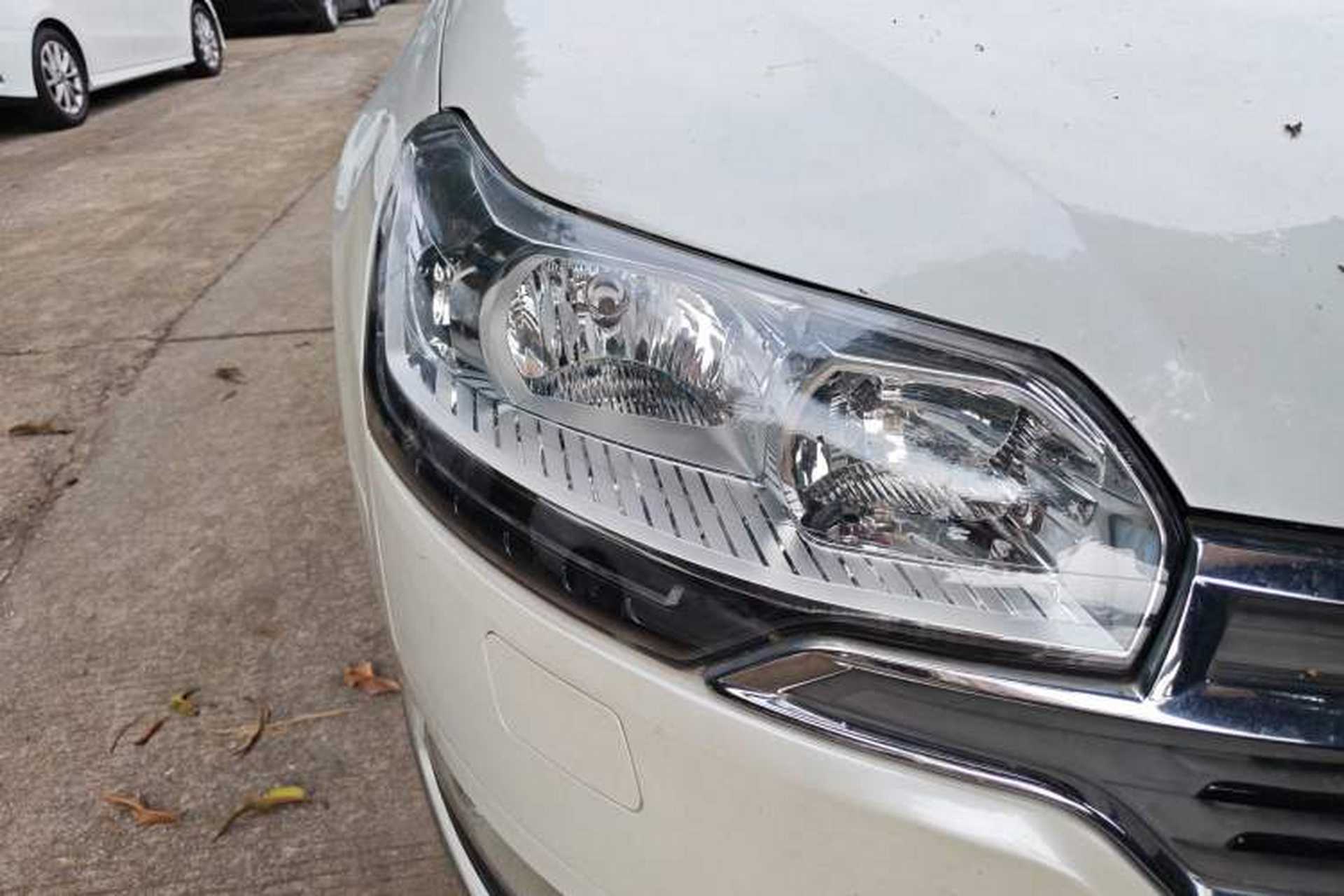 Used Citroen C5 2014 2.0L Automatic Luxury Edition Right Front Headlight