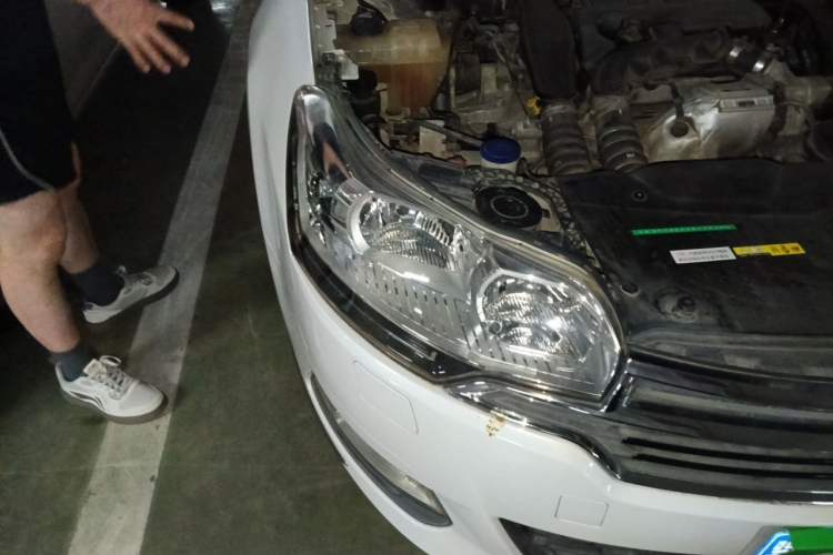 Used Citroen C5 2014 1.6T Automatic Luxury Model Right Front Headlight